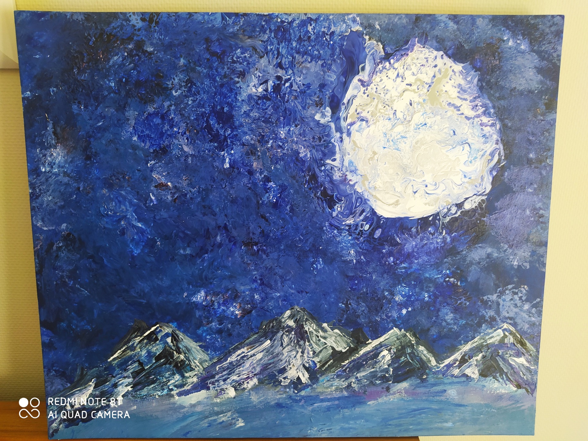 disponible : ESPRIT DE LA LUNE - 80 €  (50 x 60)
